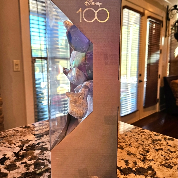 Disney100 Years of Wonder Mickey Mouse & Minnie Mouse Collector Set Plush - Picture 4 of 4